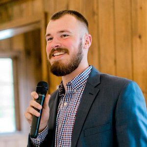 Meet your Posher, Tucker